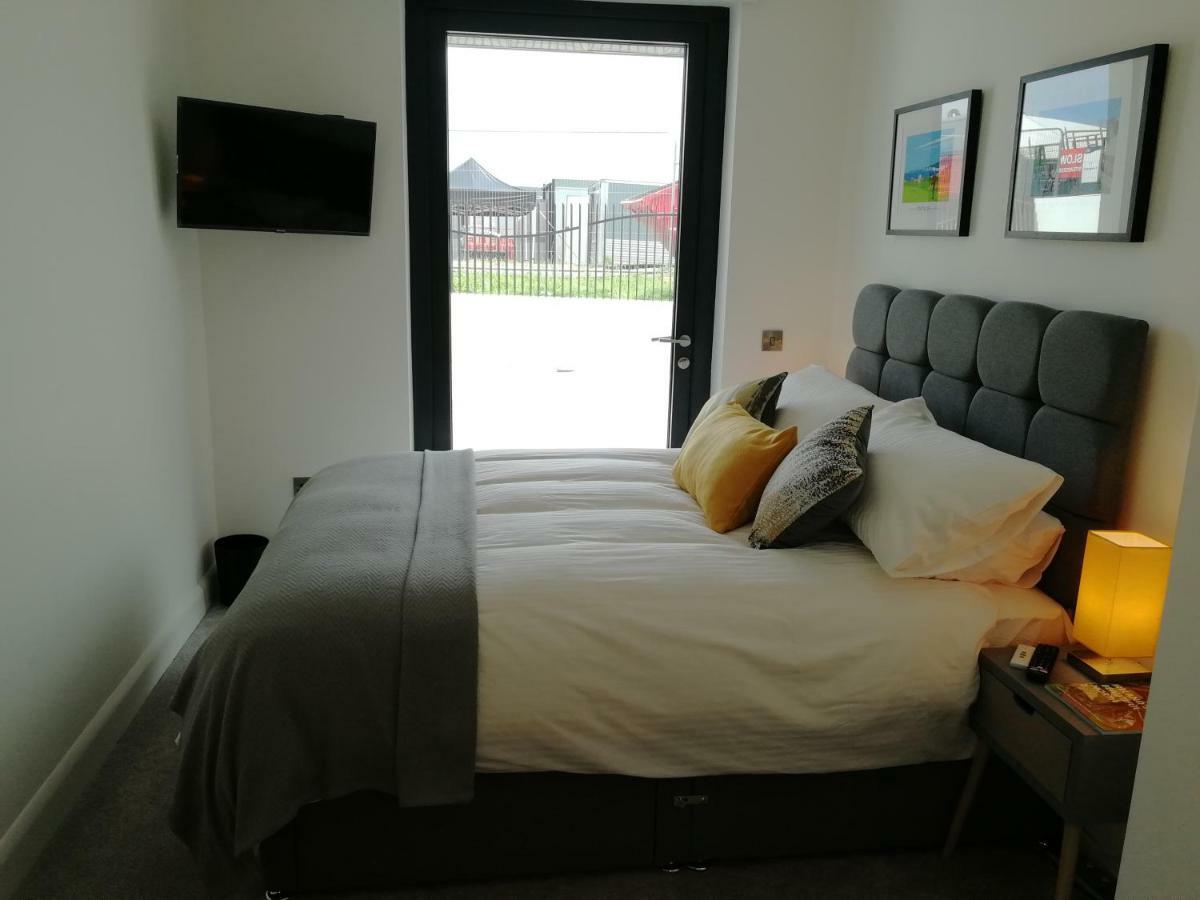 Portrush Luxury Apartment, Currangate Экстерьер фото